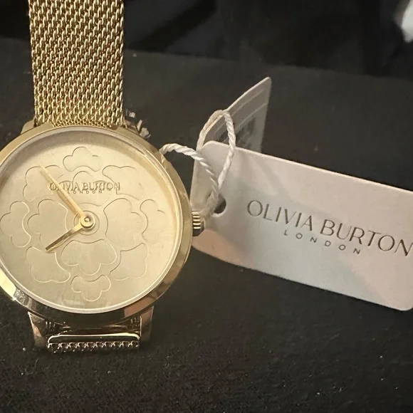 NWT Olivia Burton Ultra Slim Floral Ion Plated Gold-Tone Steel Watch 28mm - Gold - Picture 3 of 6